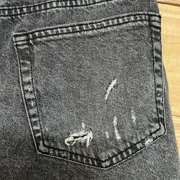 BDG size 30  Summer Cutoff High-rise Distress Fade Black Denim 2.5” Inseam Short - Picture 9 of 16